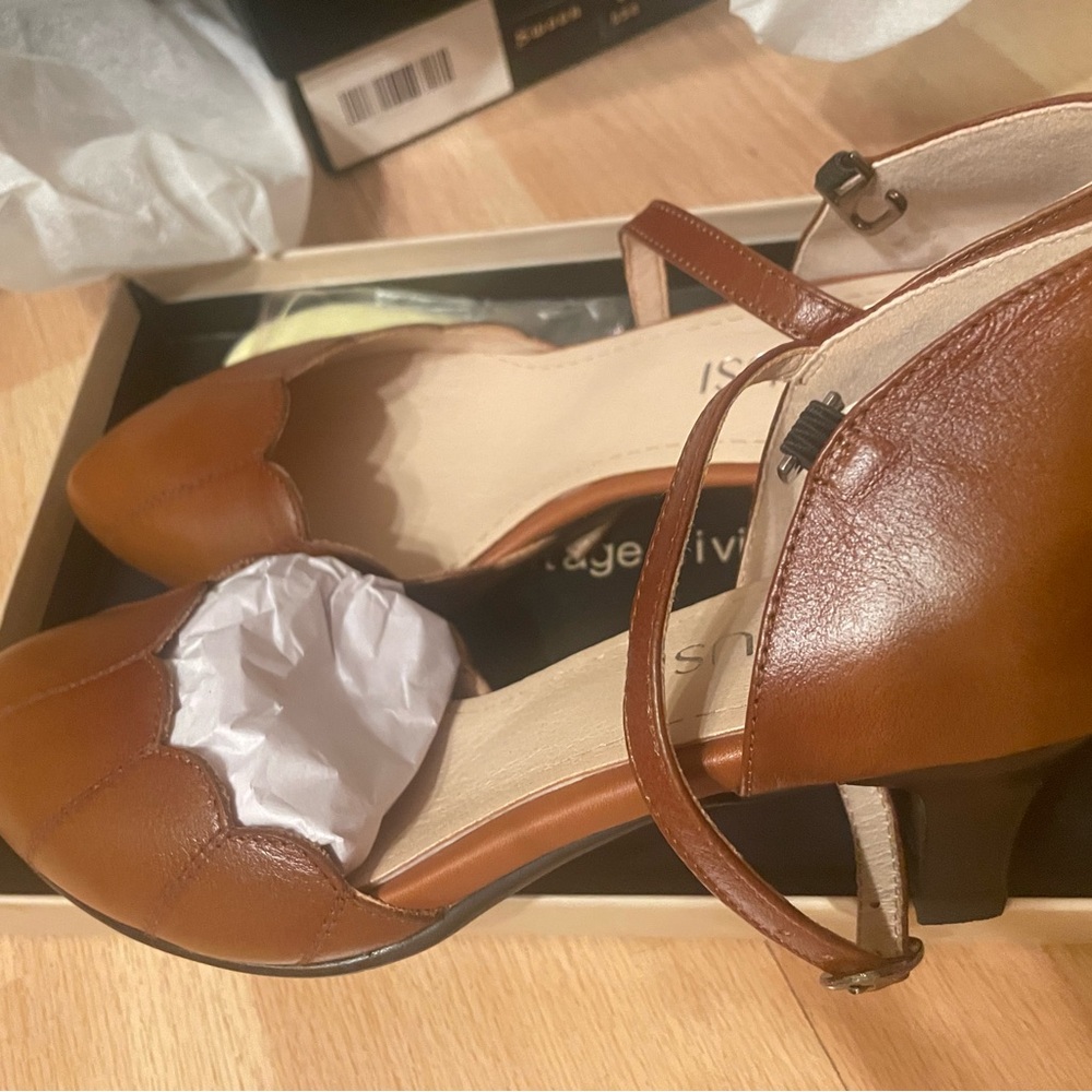 Ecosusi Vintage Cottagecore Style Shoes, Never worn